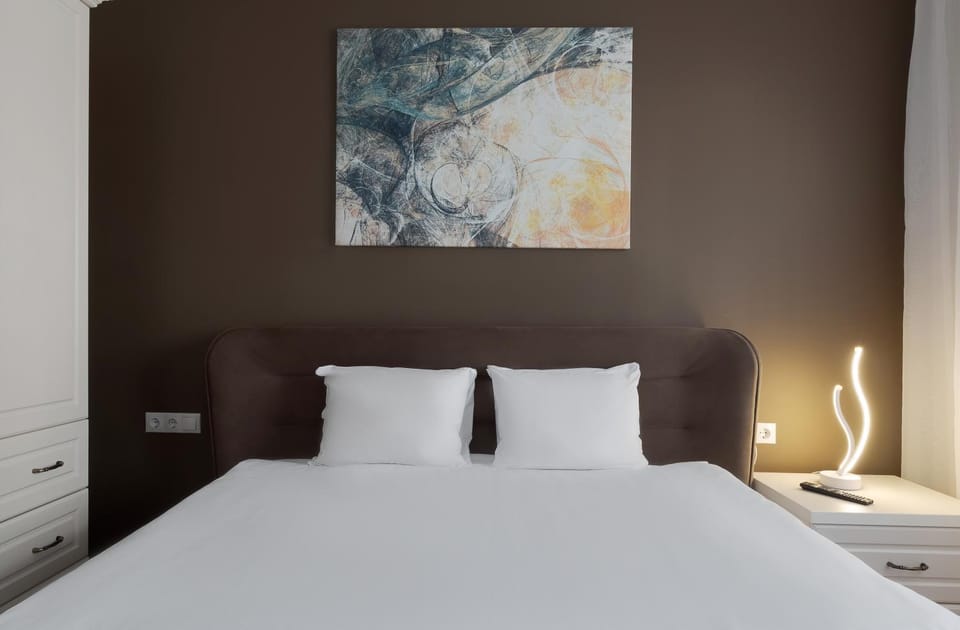 Bed, Decorative detail, Bedroom