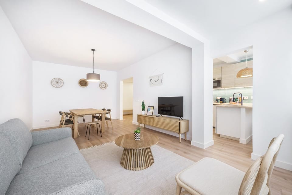 Living room, kitchen