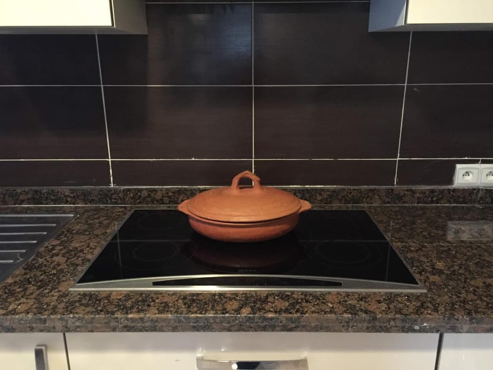 3 Holiday Homes Ground Floor, 1st Floor & Top Sea View apartment Apartment in Tangier-Tétouan-Al Hoceima