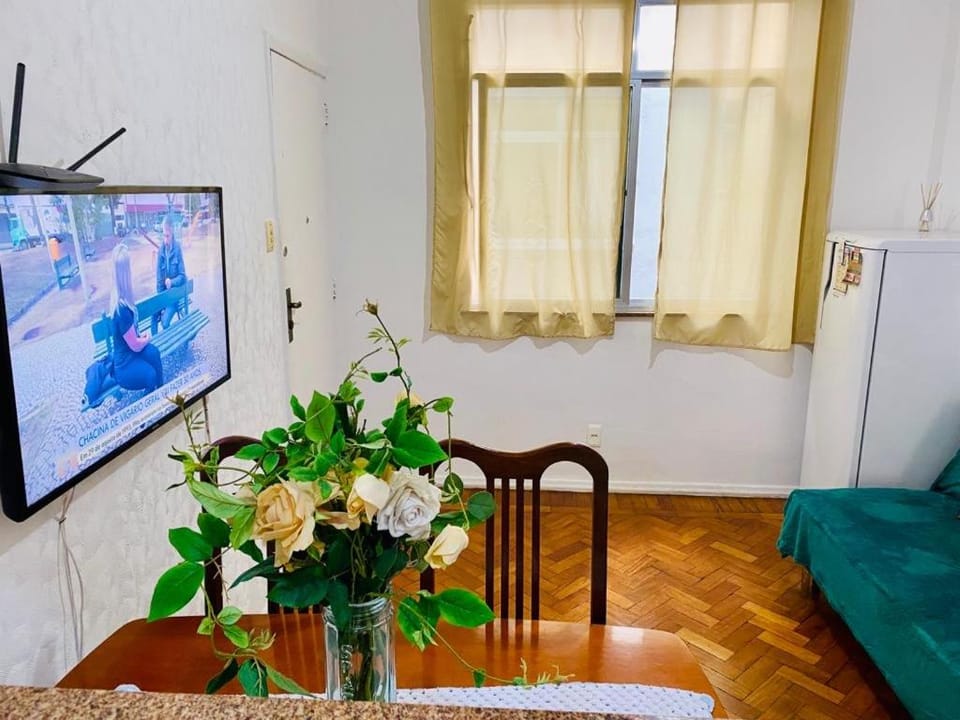 TV and multimedia, Living room, Dining area