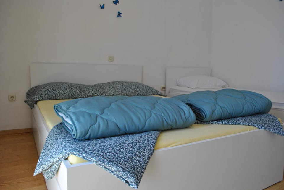 Apartmani Gradac Apartment in Split-Dalmatia County