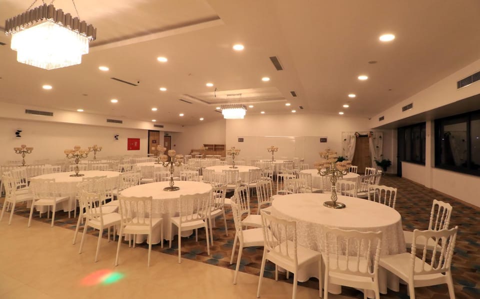 Restaurant/places to eat, Banquet/Function facilities, wedding