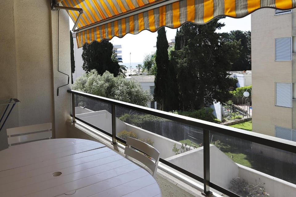 AT250 Con piscina, parking, wifi, playa a 150m Apartment in Torredembarra