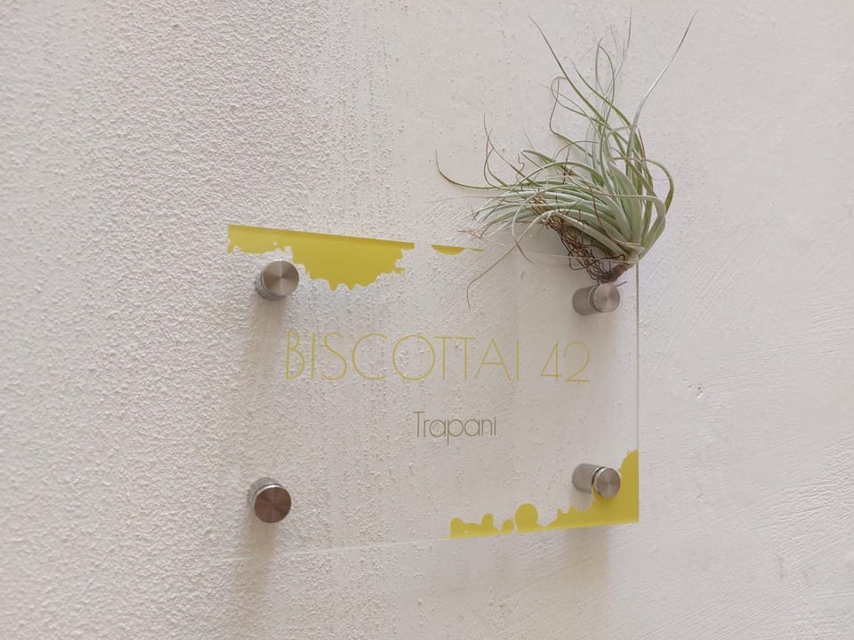 Property building, Property logo or sign