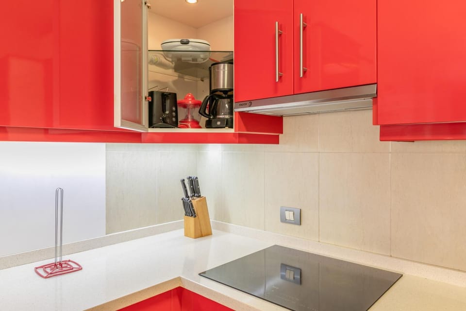 Kitchen or kitchenette, Living room