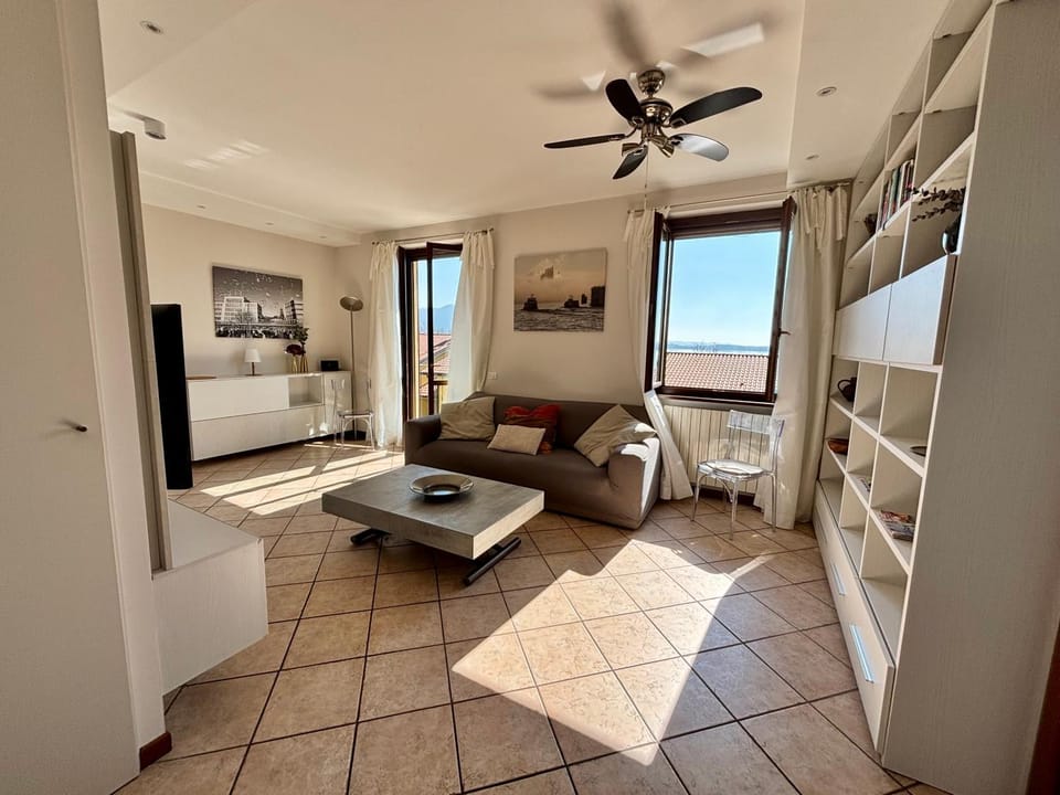 TV and multimedia, Living room, Photo of the whole room
