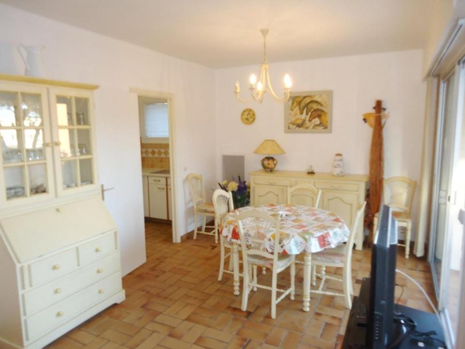 3 pièces 6 pers à 2 pas de la plage et du centre ville Apartment in Cavalaire-sur-Mer