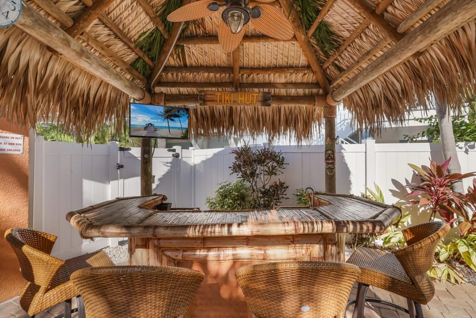 Tiki Cottage - 303 - 64th Street Unit B House in Holmes Beach