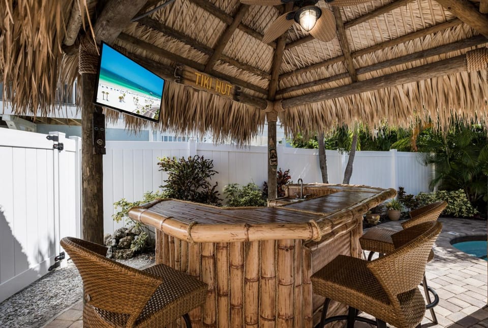 Tiki Cottage - 303 - 64th Street Unit B House in Holmes Beach