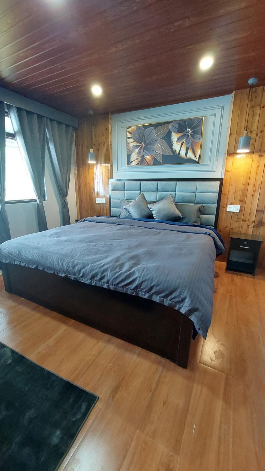 Photo of the whole room