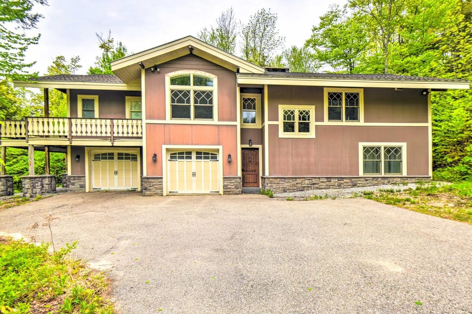 4 Mi to Ski Slopes: Family-Friendly Bartlett Home! House in Glen