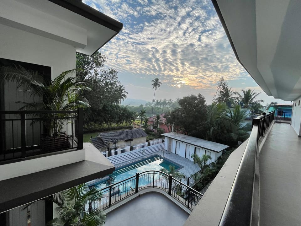 Balcony/Terrace, Pool view