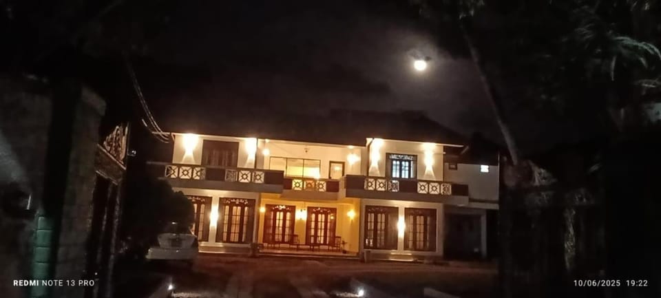 Property building, Night