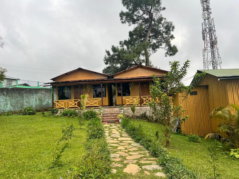Odyssey Stays Umbir, Umiam Lake Bed and Breakfast in Bangladesh