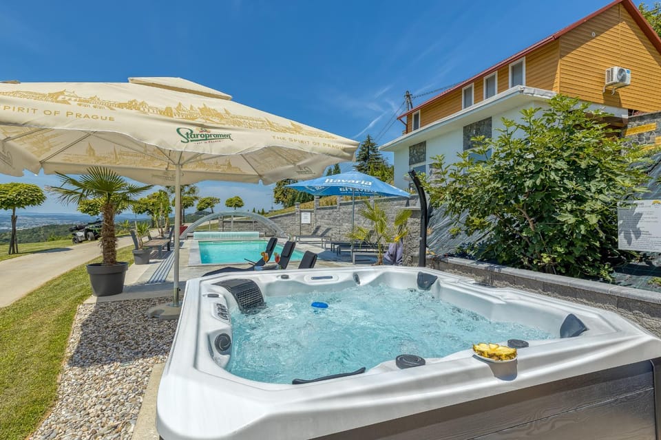 Hot Tub