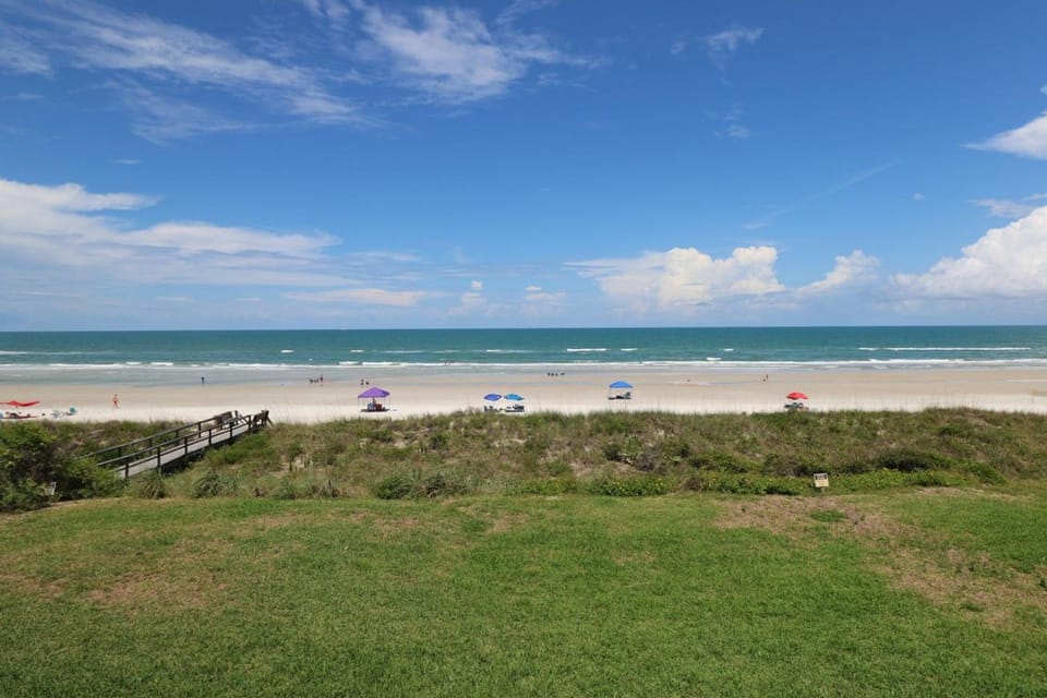 Sand Dollar Two 202 House in Crescent Beach