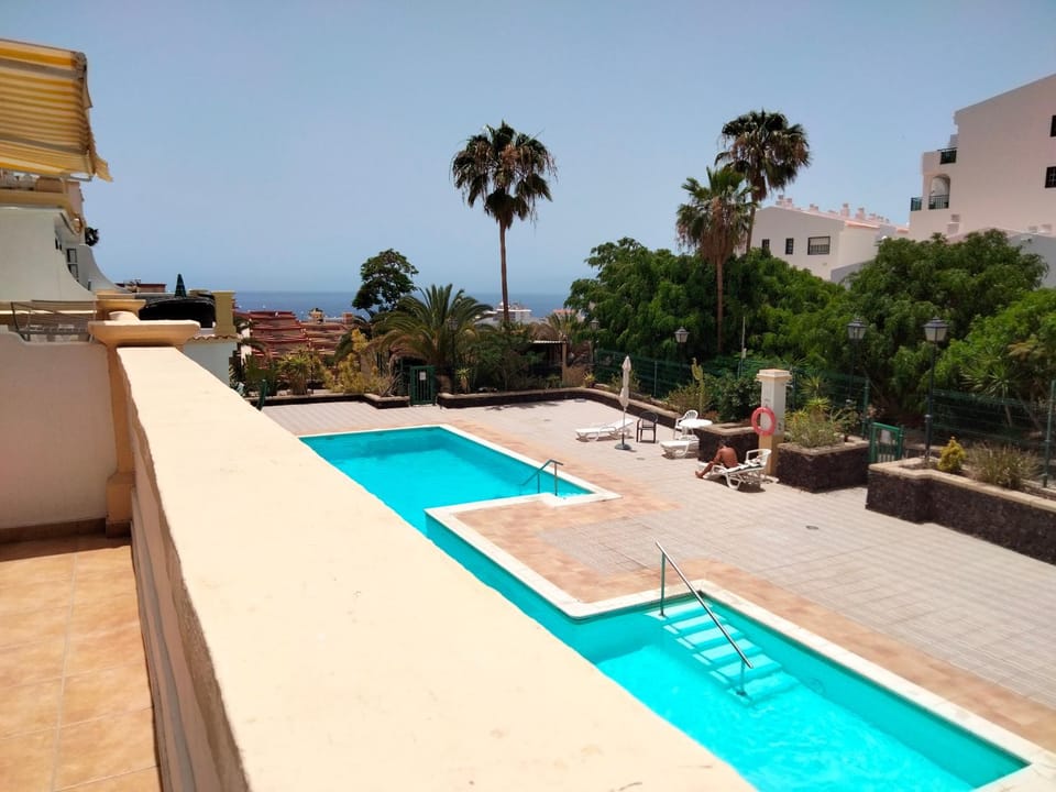 Pool view, Swimming pool