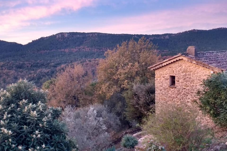 3-bedroom house with view House in French Riviera
