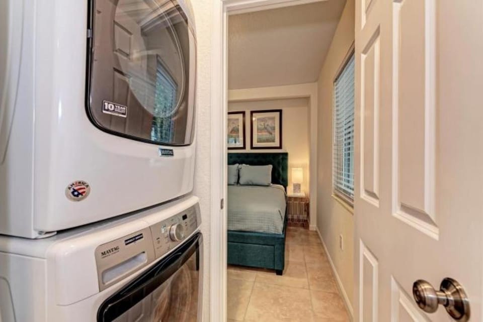 Barefoot Dreams - 201 - 76th E House in Holmes Beach