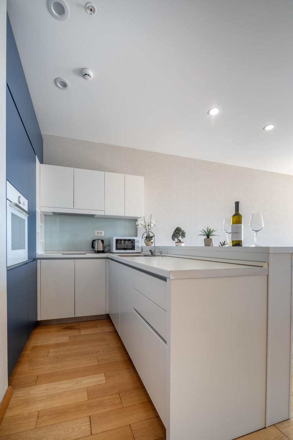 Kitchen or kitchenette, stove