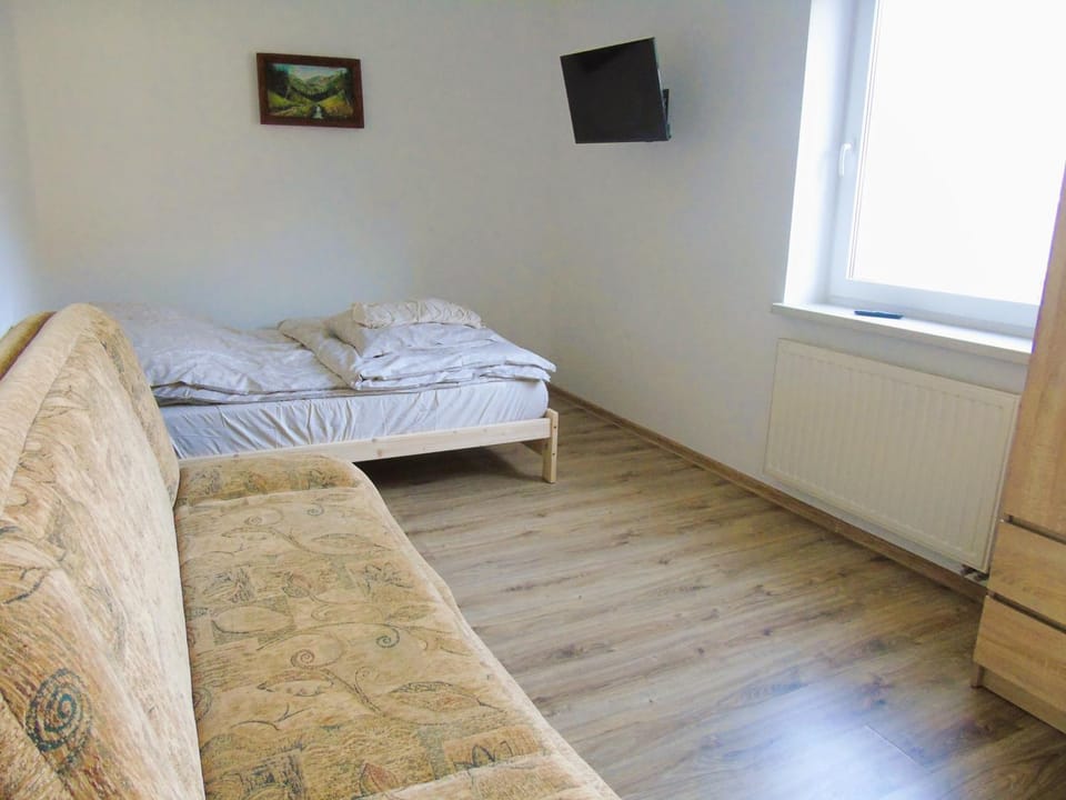 Bed, TV and multimedia, Photo of the whole room, Seating area