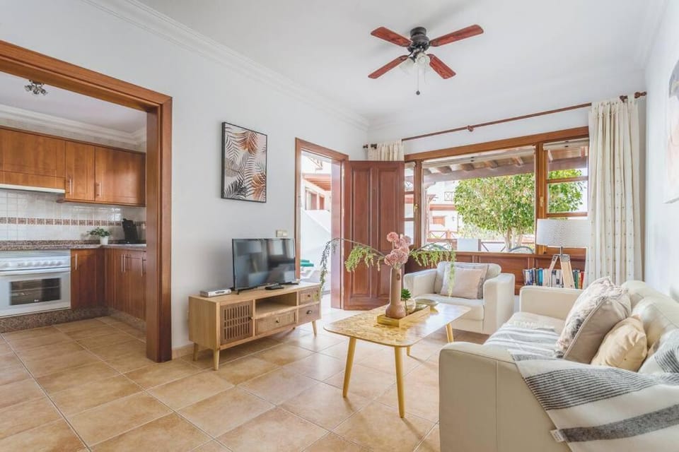 View (from property/room), Living room, kitchen