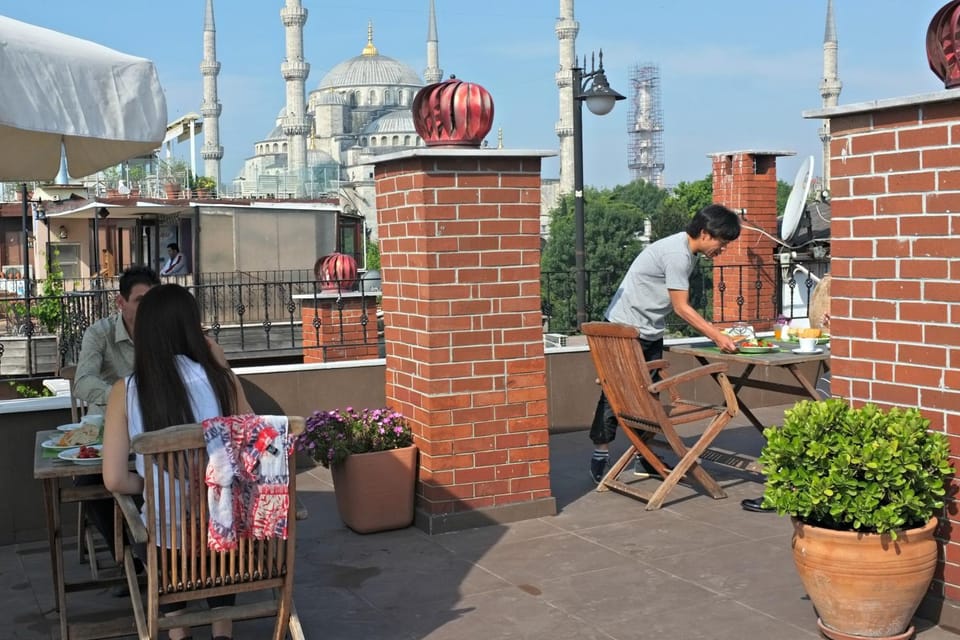 Balcony/Terrace, Landmark view