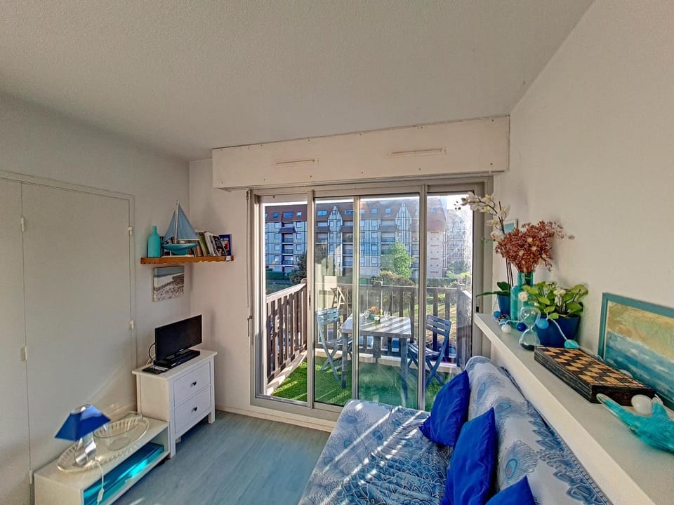 Appartement 3 pièces, vue sur mer piscine tennis proche thalasso Apartment in Cabourg