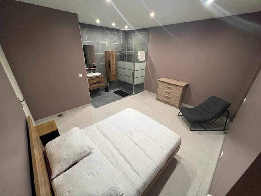 Belle appartement avec parking gratuit Apartment in Bourgogne-Franche-Comté