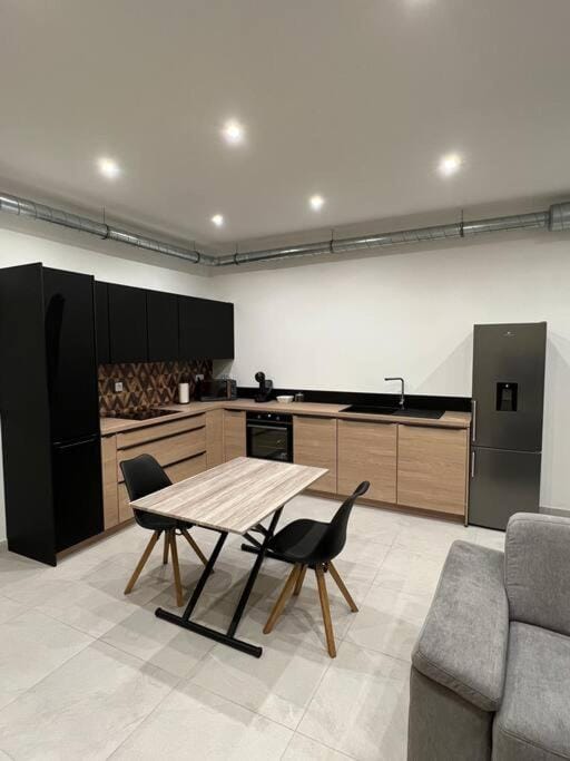 Belle appartement avec parking gratuit Apartment in Bourgogne-Franche-Comté