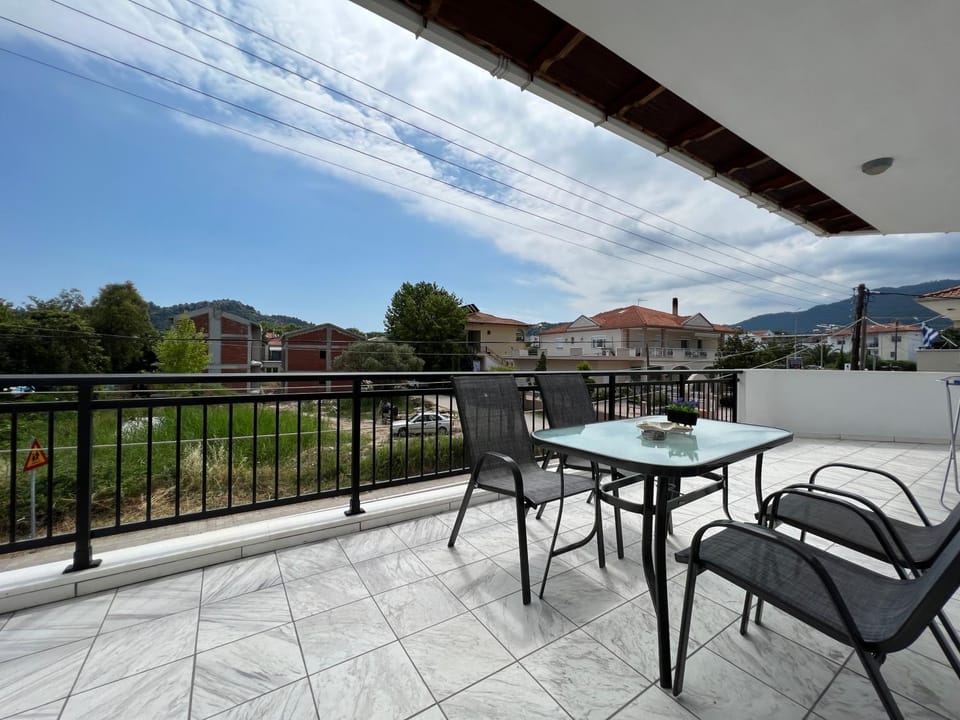 White Apartment - Thassos Town Apartment in Thasos