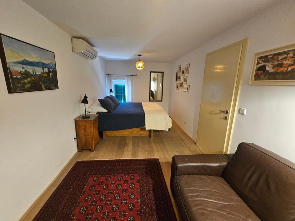 Luxury Stone House T&J - Center! Apartment in Stari Grad