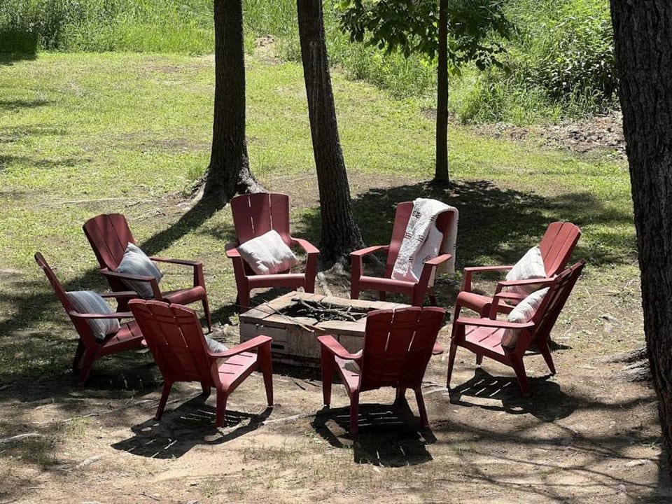 Wildwood by the Lake House in Castle Rock Lake