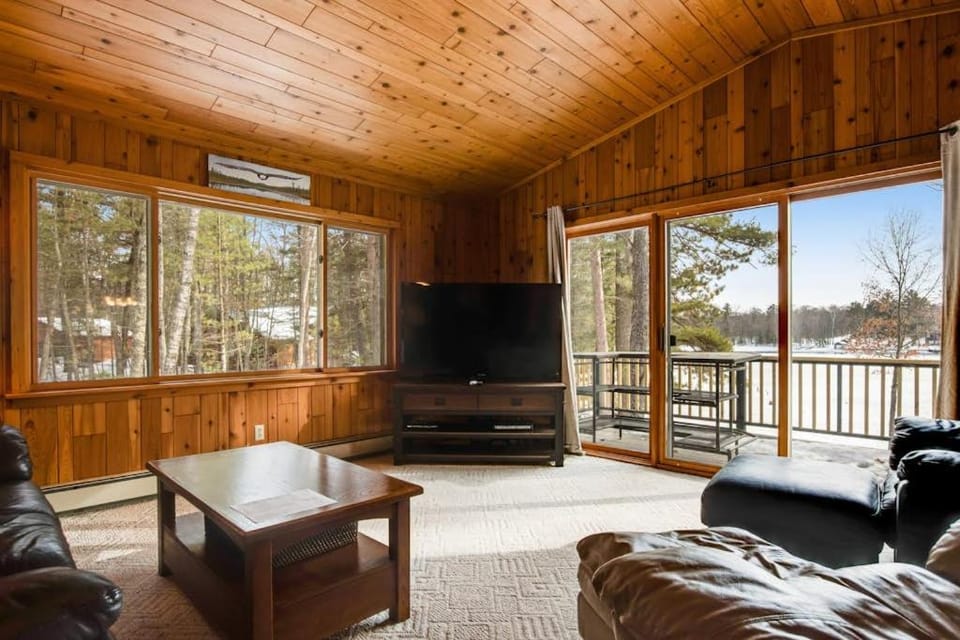 SILK Cabin Cabin in Wisconsin