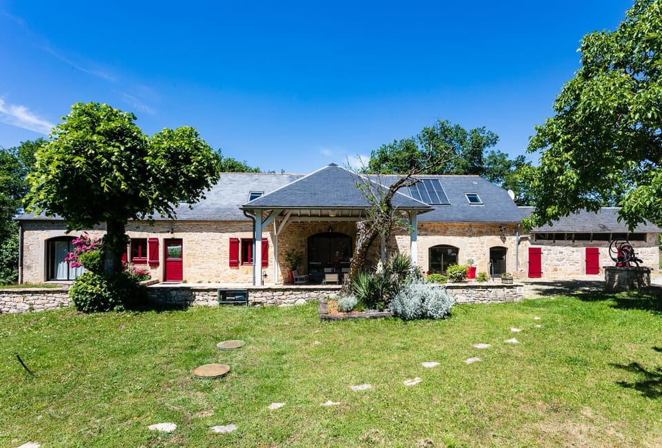 Les Oiseaux de Passage Bed and Breakfast in Occitanie