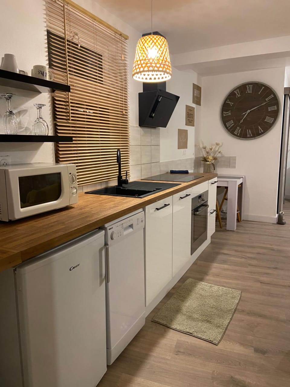 Seating area, dishwasher, oven, stove