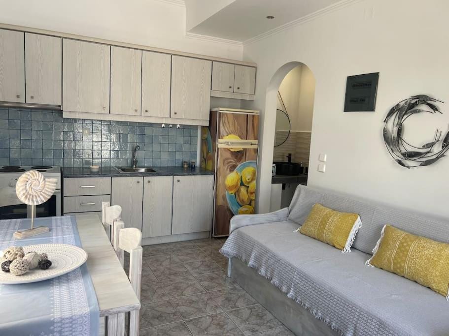 Casa Adamo Apartment in Milos