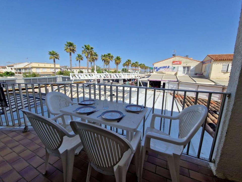 Appartement climatisé pour 4 à 200m de la plage, au cœur de Marseillan-Plage - FR-1-326-769 Apartment in Marseillan