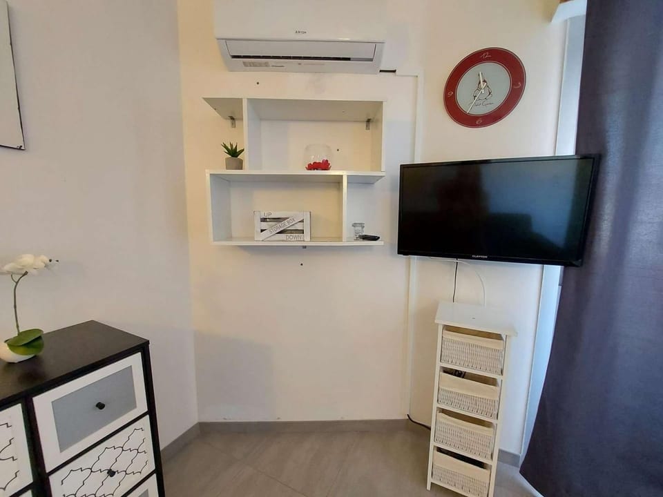 Appartement climatisé pour 4 à 200m de la plage, au cœur de Marseillan-Plage - FR-1-326-769 Apartment in Marseillan