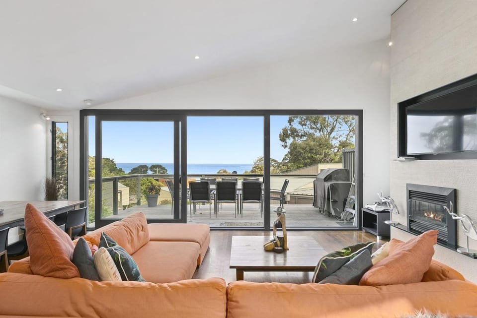 Breakers 4 House in Lorne