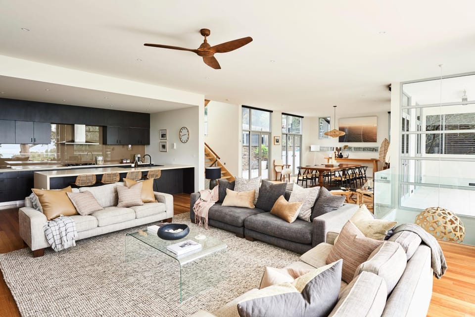 Seaview House Luxury Group & Retreat Accommodation House in Lorne
