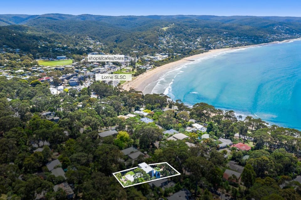 Seaview House Luxury Group & Retreat Accommodation House in Lorne