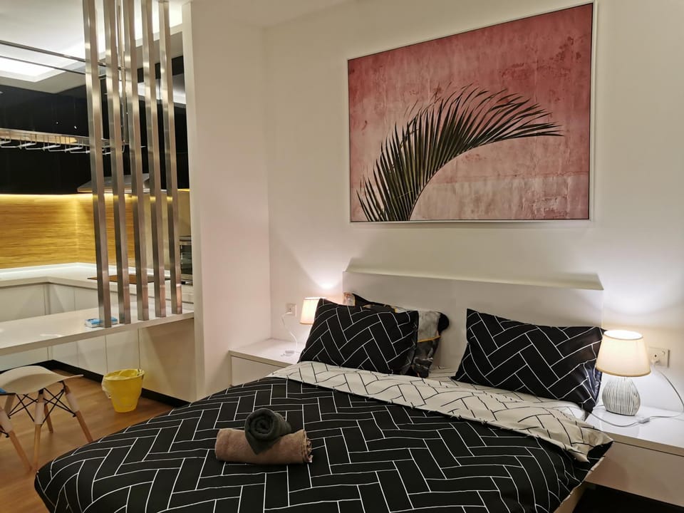 Apple 5 @ Menara Simfoni/Symphony Tower Free Wifi/Parking/TV Box/Nexflix Apartment in Negeri Sembilan, Malaysia