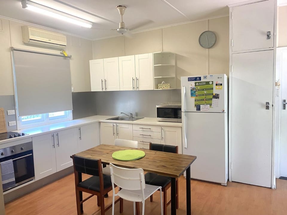 Exmouth Villas Unit 28 House in Exmouth