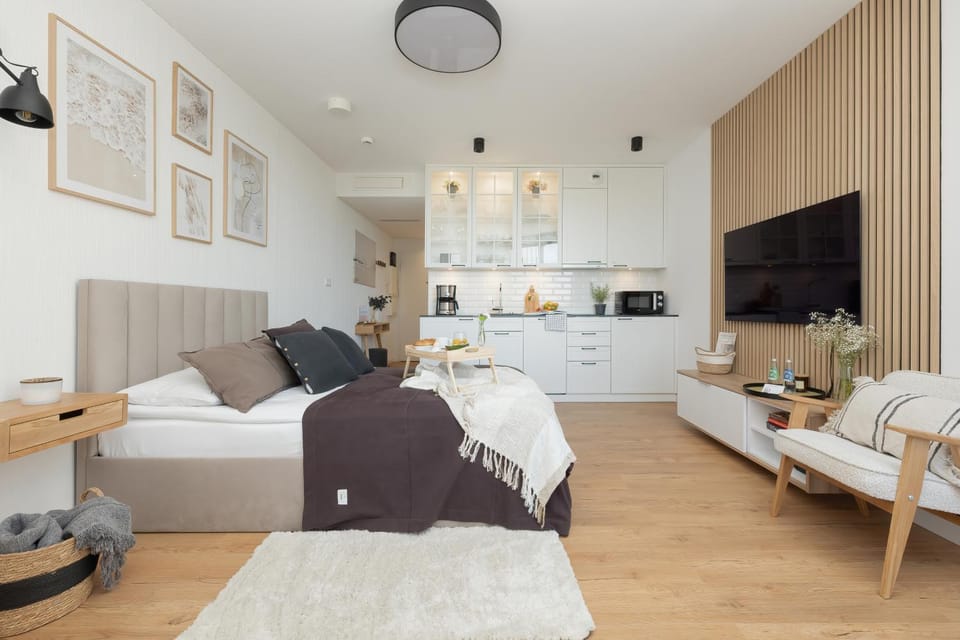 Communal lounge/ TV room, TV and multimedia, Kitchen or kitchenette, Bedroom