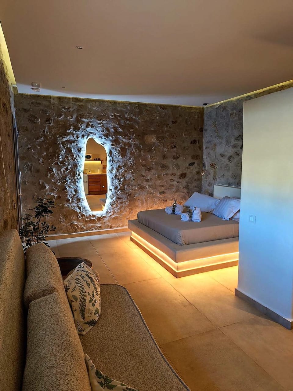 Bed, Living room, Bedroom