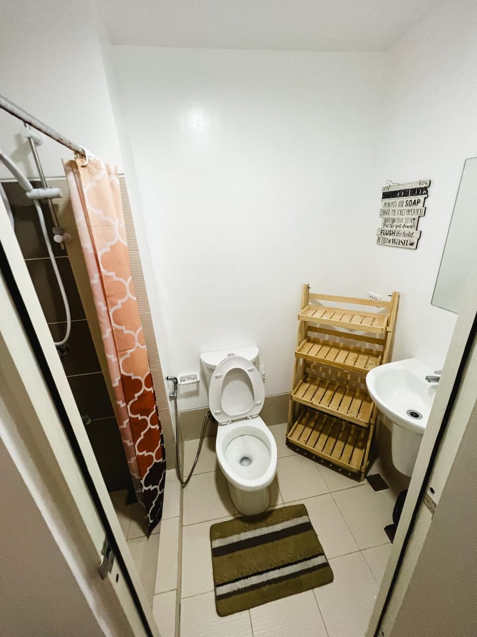 Tagaytay Staycation 1Br w/ Balcony at SMDC Cool Suites Apartment in Tagaytay