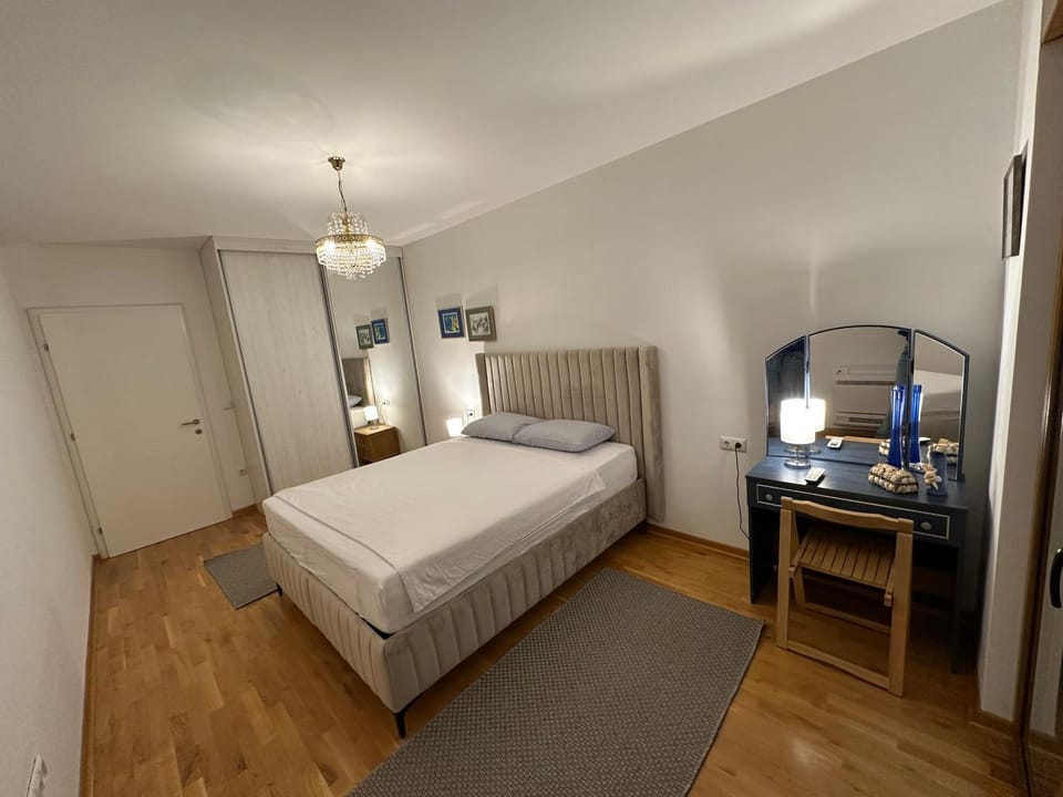 Bed, Bedroom, wardrobe
