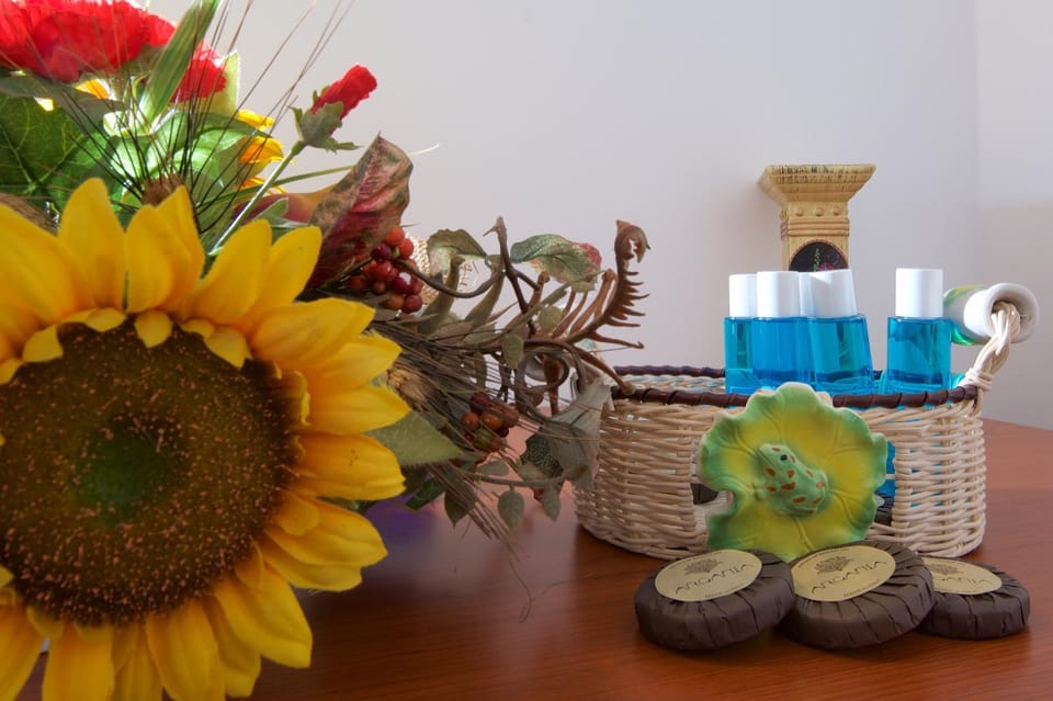 Bathroom, Other, Decorative detail, Area and facilities