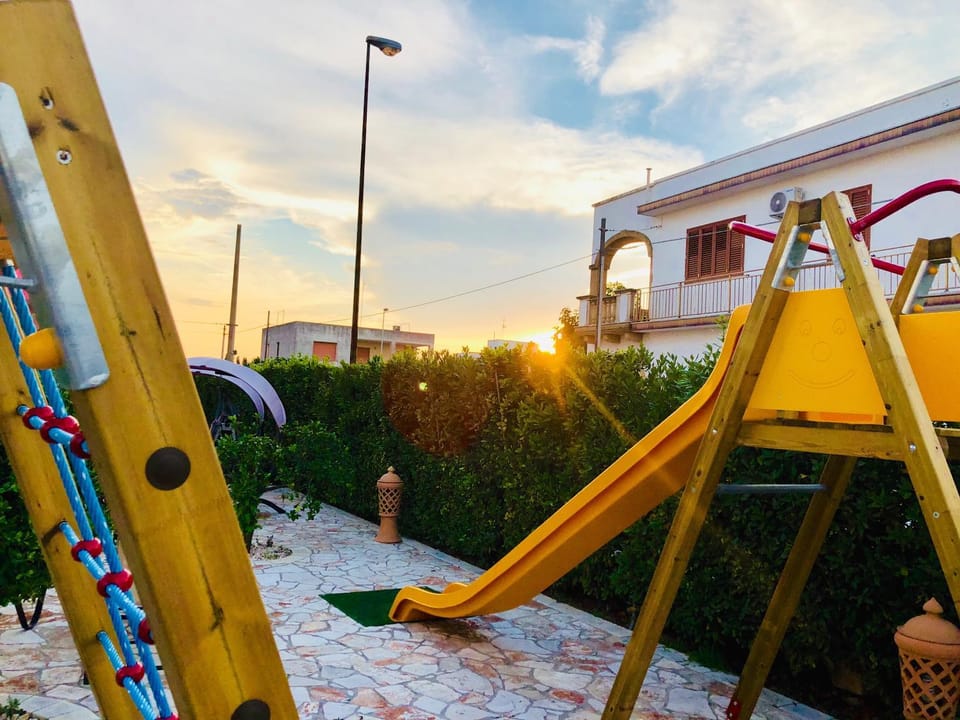 Children play ground, Kids's club, Entertainment